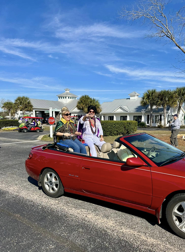 elvis in convertable