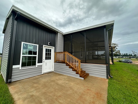 Lot 472 storage shed